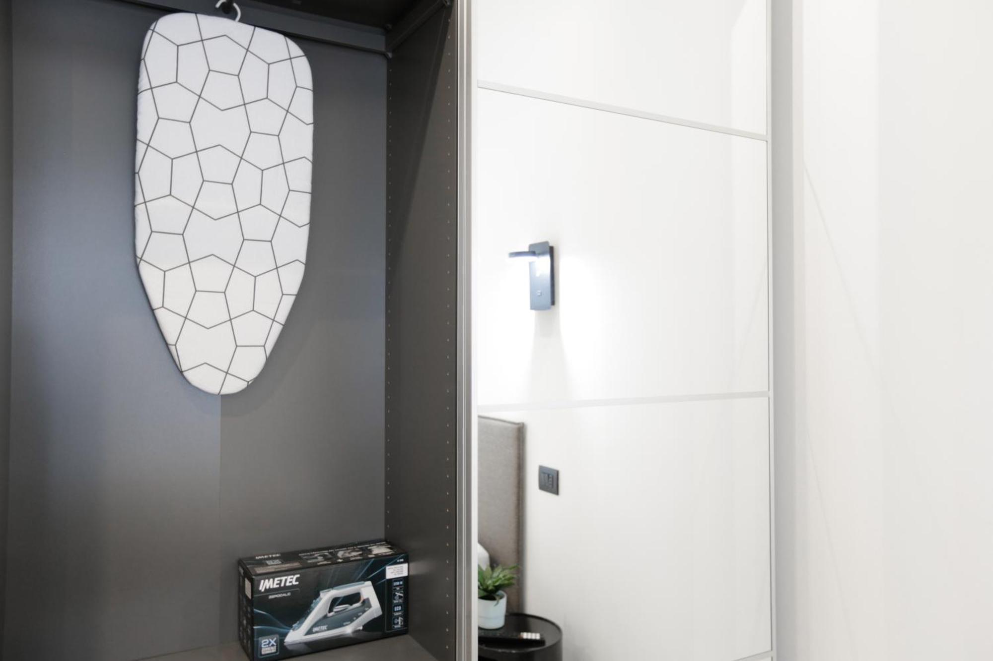 New Modern Flat 10 Minutes Walk From Station Appartamento