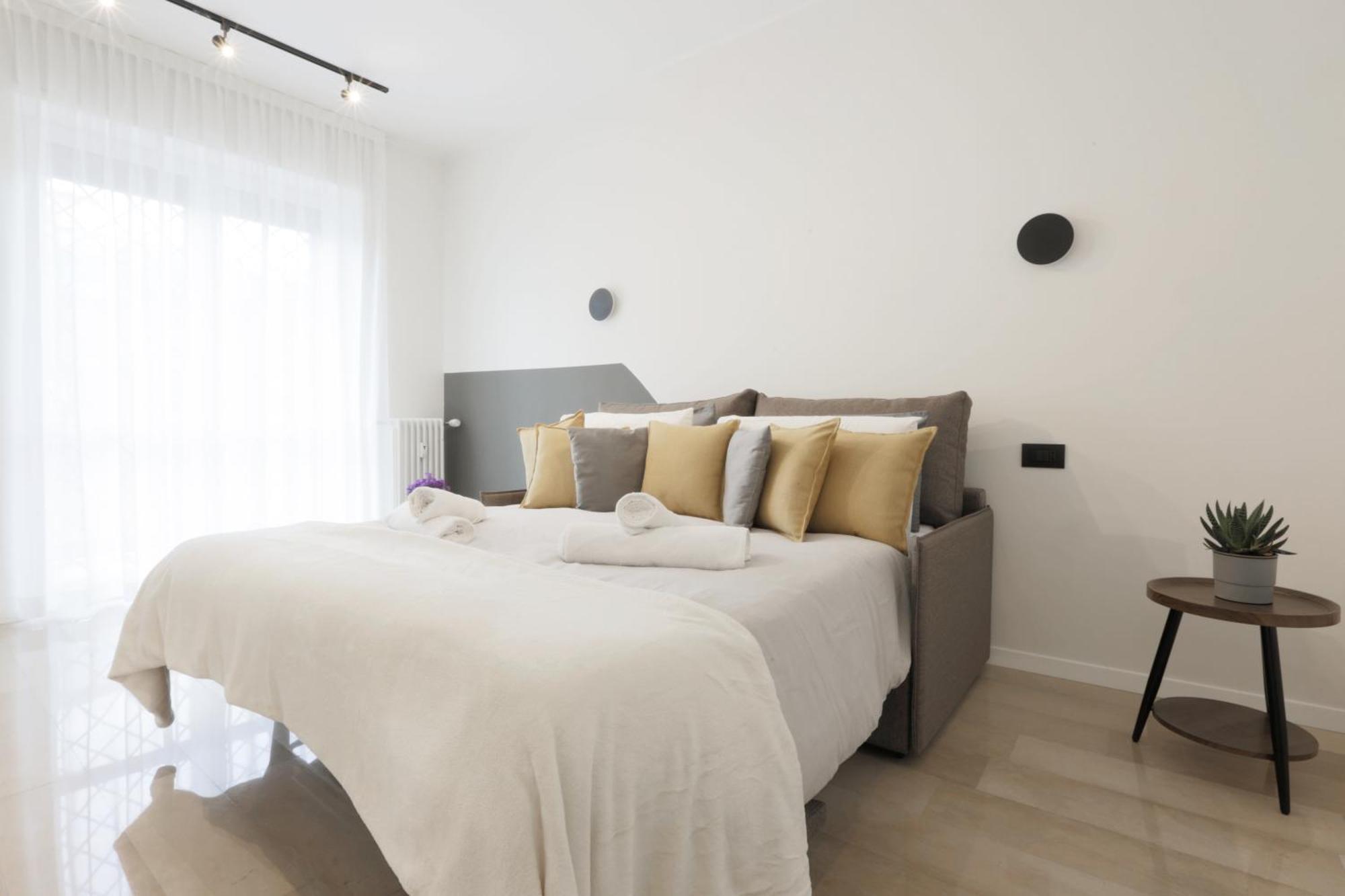 New Modern Flat 10 Minutes Walk From Station Appartamento
